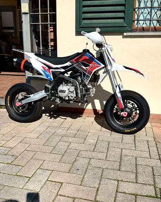 PIT BIKE PBS 16cc 12 pollici