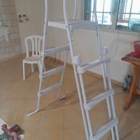 scaletta per piscina