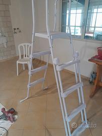 scaletta per piscina
