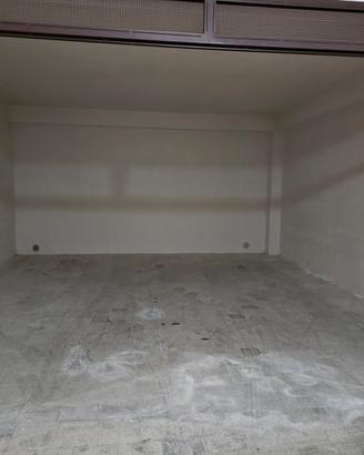 Garage deposito mq34