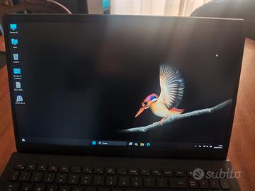 Notebook Dell Vostro 3520 ì7