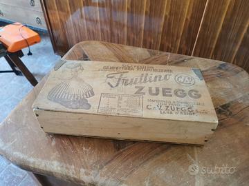 scatola in legno anni 50 fruttino zuegg