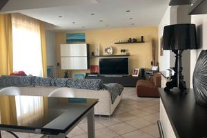 Appartamento all'ultimo piano in zona ortima