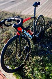 Trek Emonda Taglia 56 SL6 Disk Pro Sram Rival Axs