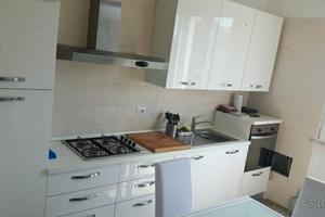 Matrimoniale per ragazze con balcone uso singola