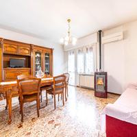 3 LOCALI A GUASTALLA