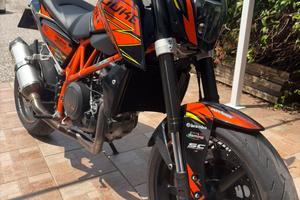 KTM DUKE 690 A2