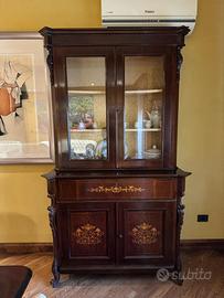 Vetrina riproduzione antiquariato con intarsi