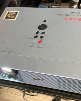 Video proiettore EIKI LC-XB43 4500 Ansi Lumen