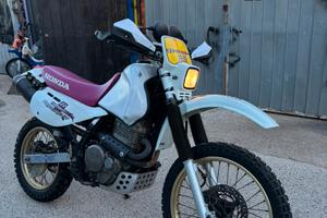 Honda Dominator nx 650