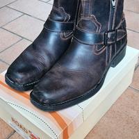 Stivaletti uomo marca Road 3