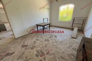 Casa, Zona Azzolini, Carini.