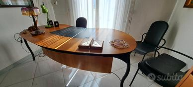 Scrivania e libreria Poliform