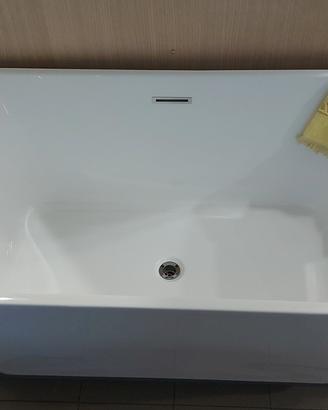 Vasca Free-standing in acrilico Pisa 150x80
