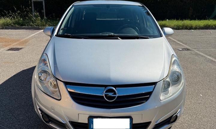 Opel Corsa 1.2 METANO - NEOPATENTATI - 12 MESI DI 