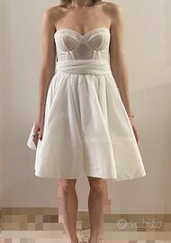 Abito da sposa corto