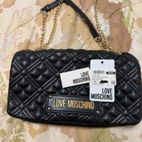 Borsa love Moschino