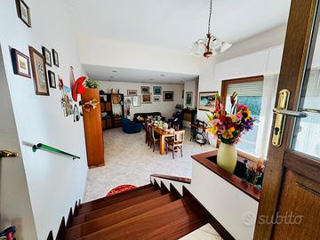 Sassari pressi via Pascoli ampio appartamento