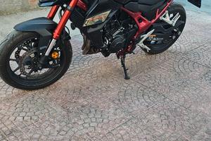 Honda Hornet 750