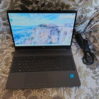 HP 250 G8 15,6" i3-11gen Ram 16GB 1TB disco MVMe