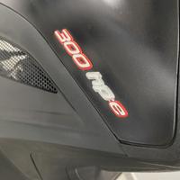 PIAGGIO MP3 300 HPE SPORT