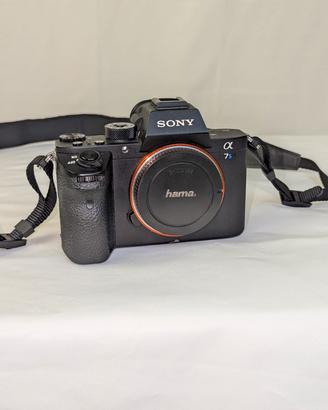 Sony A7s II + Caricabatterie + Batterie
