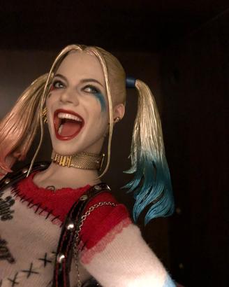 Hot Toys Harley Queen