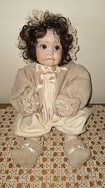 Cleo' bambola porcellana 