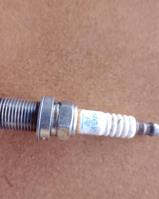 8 candele originali NGK per alfa 147 ts benzina