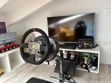 Simulatore guida Thrustmaster postazione