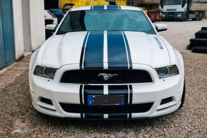 Ford Mustang 3.7 v6