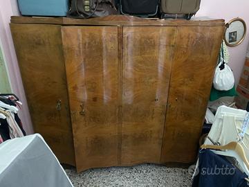 Camera da letto vintage in radica con armadio