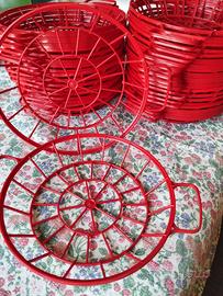 Sottopiatto fondi in plastica colore rosso