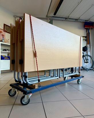 Blocco 8 tavoli pieghevoli IKEA IDRE con carrelli