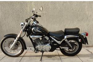 Suzuki Intruder 250