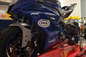 yamaha r6 race
