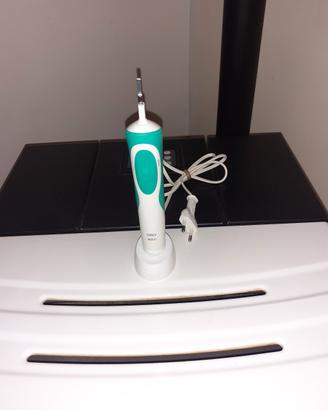 Spazzolino elettrico Oral b