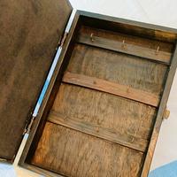 Valigetta portachiavi in legno vintage