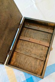 Valigetta portachiavi in legno vintage