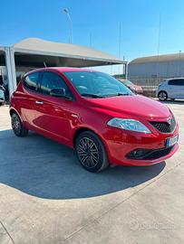 Lancia Ypsilon 1.0 FireFly 5 porte S&S Hybrid Ecoc