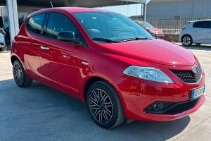 Lancia Ypsilon 1.0 FireFly 5 porte S&S Hybrid Ecoc