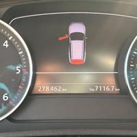 VW Touareg 7P del gennaio 2012 marciante