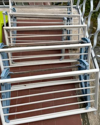 Stendipanni per balcone o per termosifoni