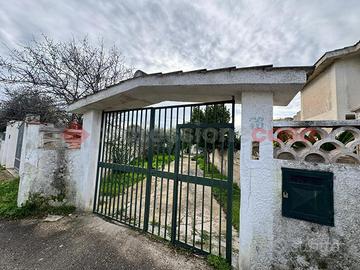 Villa o villino Leporano [Cod. rif 3285896VRG]