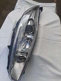 Fanale anteriore DX Ford Fiesta 2016