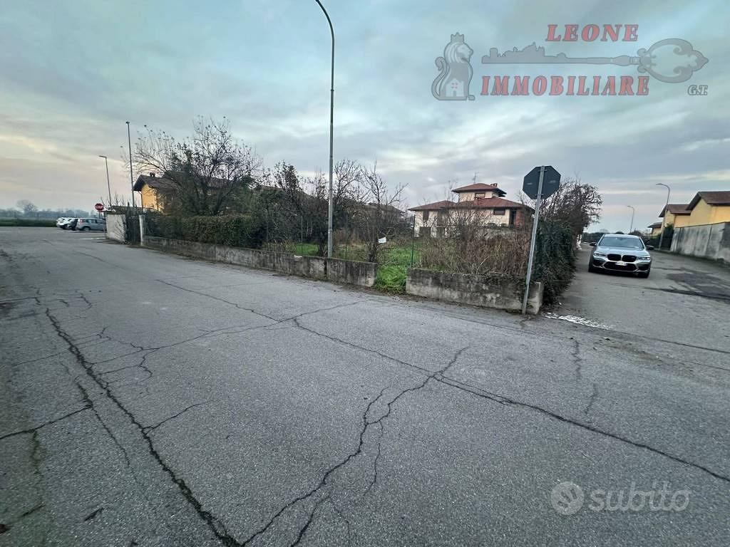 Terreno di 1500 m² a Ceranova - Altro