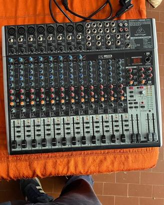 Mixer Behringer Xenyx X2222USB – 22 canali – USB