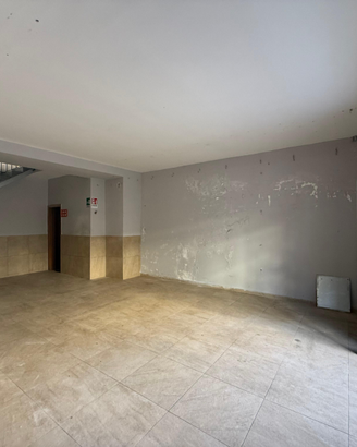 Locale commerciale di 90mq ristrutturato