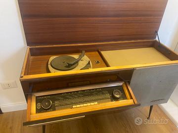 Mobile Radio Minerva vintage anni 60 e giradischi