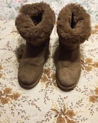 STIVALETTI BEIGE / TIPO UGG